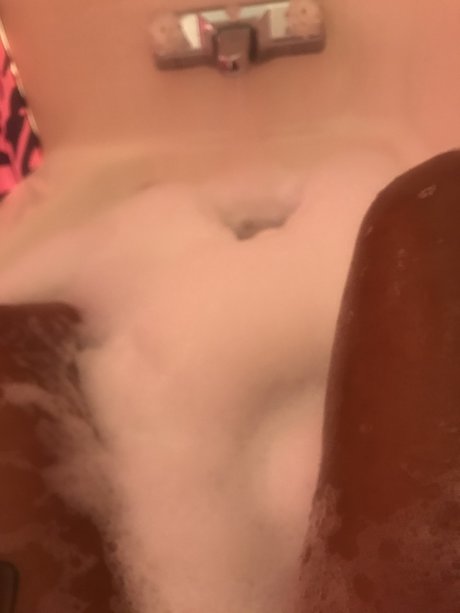 Mollie Dont Tell No Body model xxx archive