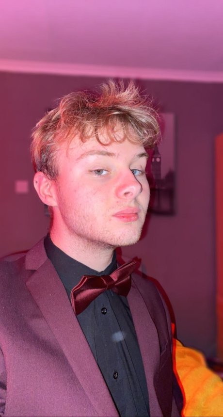 Callum King nice actress photo