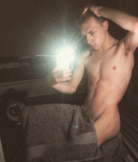 Billy Ray pornstar free galleries