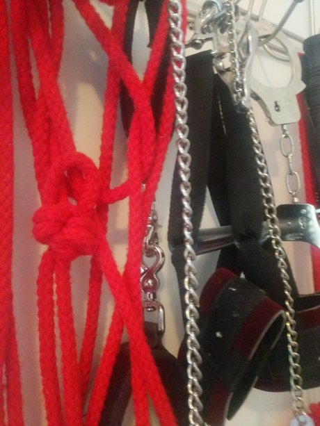 Mother Witch naked star picture