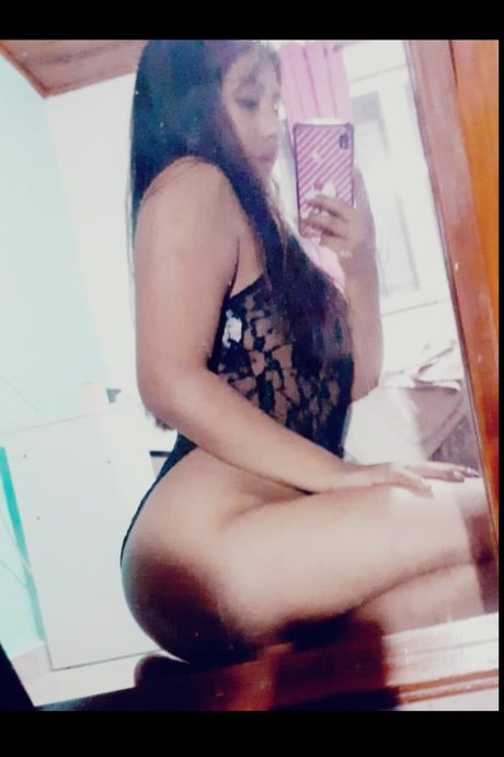 Moro ARGENTINA_ nude star picture