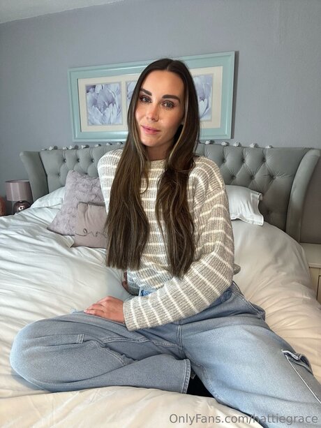 Hattie Grace pornstar pretty photos