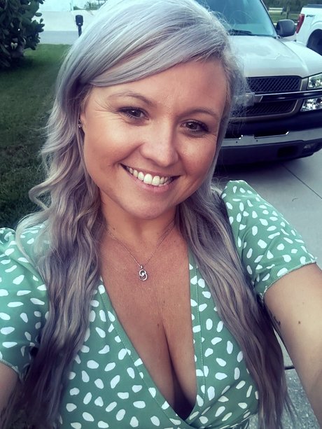 HairGoddess69 beautiful pornstar photo