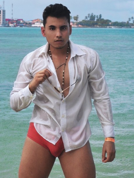 Elio Oviedo xxx star image