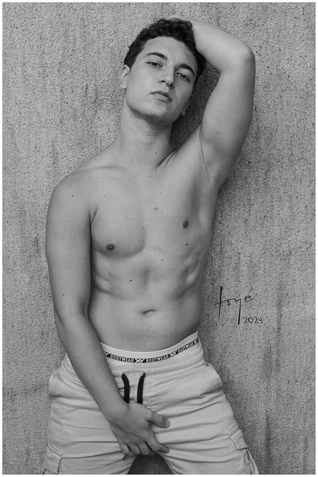 _Male Nude Photography_ model high quality archive