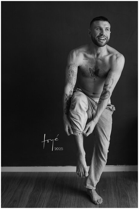 _Male Nude Photography_ hot actress pics