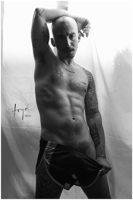 _Male Nude Photography_ model adult gallery