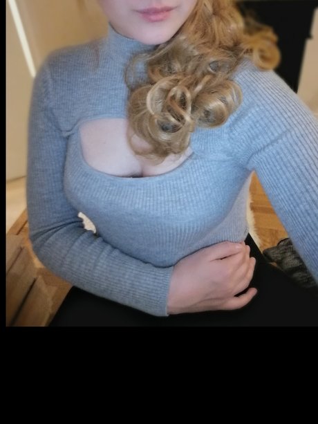 Isabell star naked pics