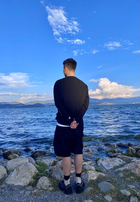 Footboy model naked pic