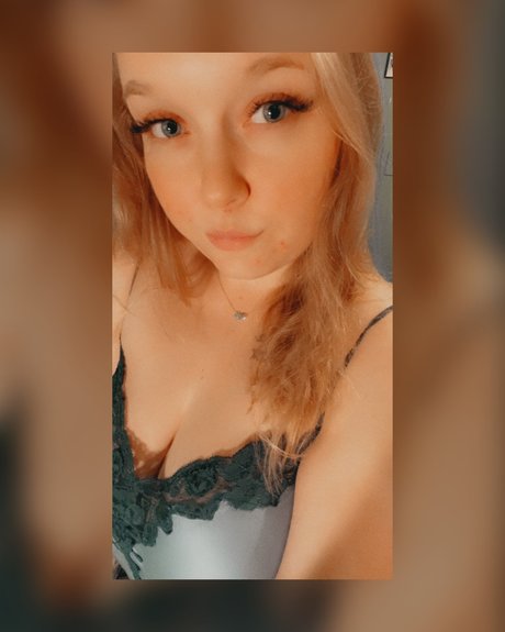 Ms Beea adult actress image