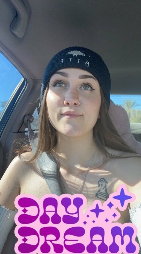 leftfordread nudes actress pic