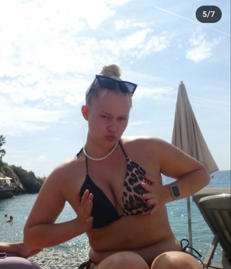 Charlie Smith star high quality pictures