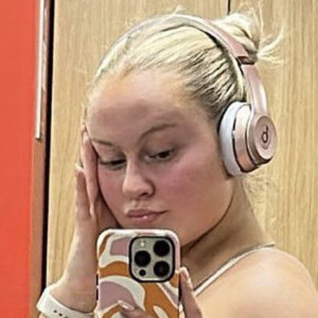 Charlie Smith pornstar naked galleries