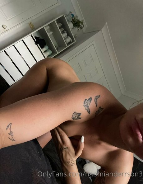 naomianderrson3 model high quality img