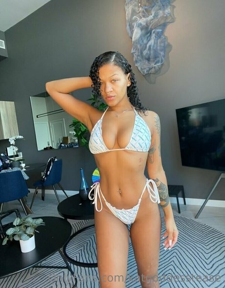 shemale outdoor onlyfans beautiful xxx picture