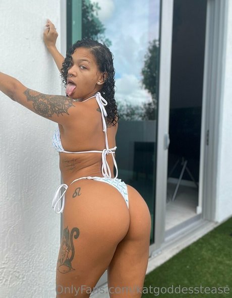 amateur mom onlyfans sexy nudes archive