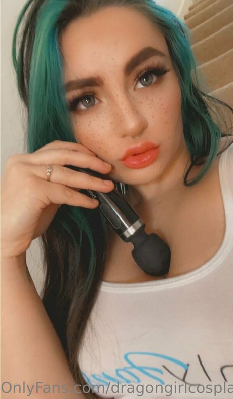 dragongirlcosplay sexy actress photo