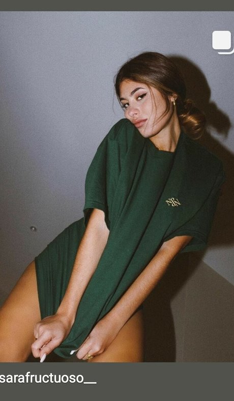 Sara Fructuoso star free gallery