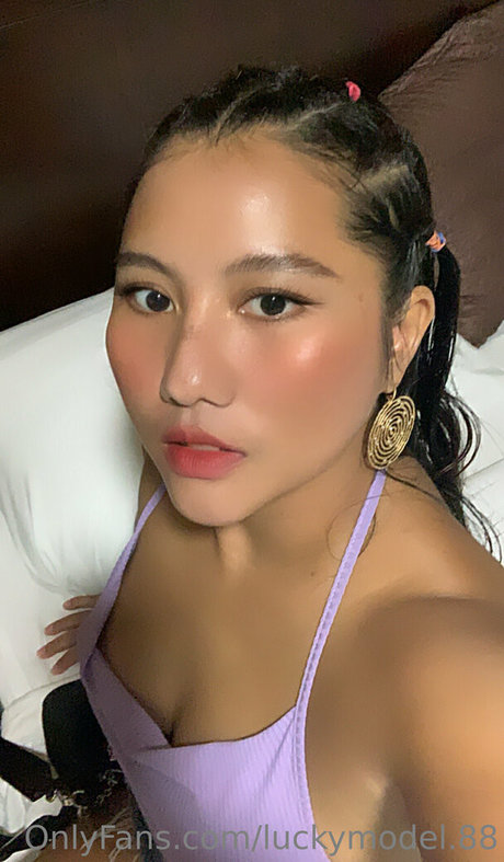 luckymodel 88 pornstar naked picture