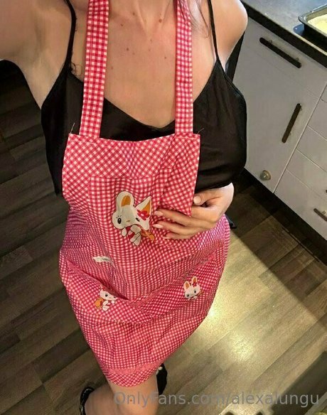 squirt teen onlyfans pornographic images