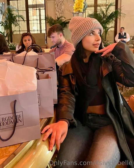 itsivylebelle pornstar art pic