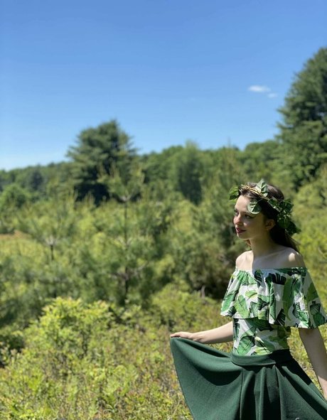 clairebear rawrfree top star pics