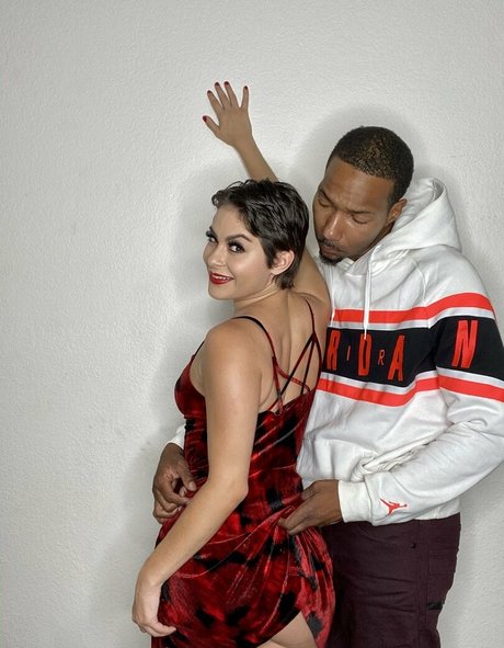 big tits brunette onlyfans hot porn pics