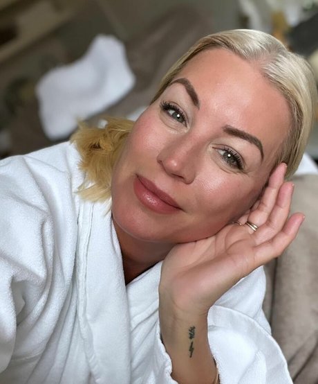 Denise Van Outen model pictures