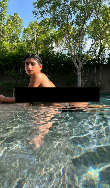 miakfree model sex photos