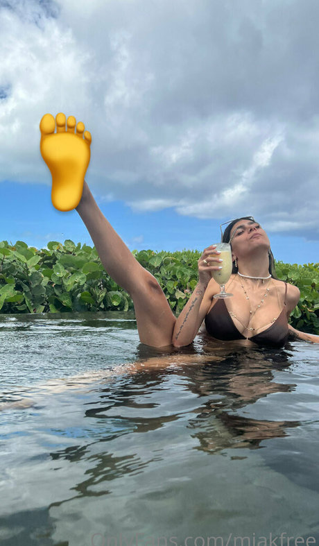 miakfree nudes pornstar photo