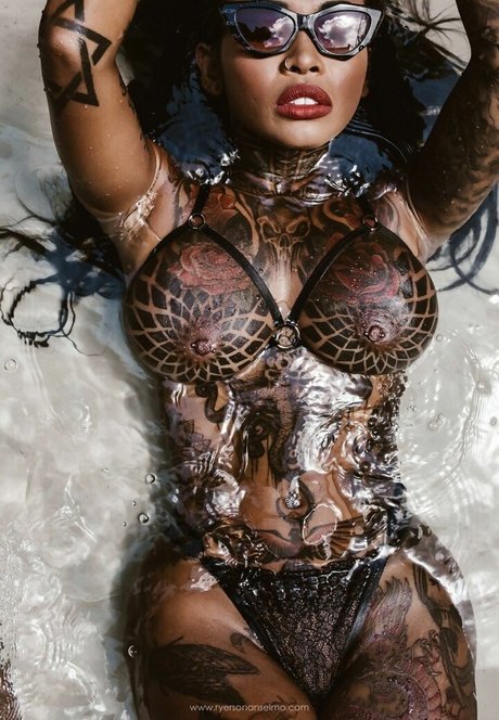 Lidya Kitty art model pics