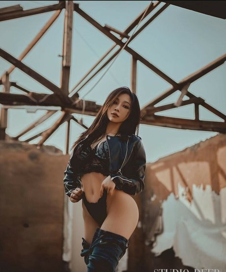 minnie x model beautiful photos