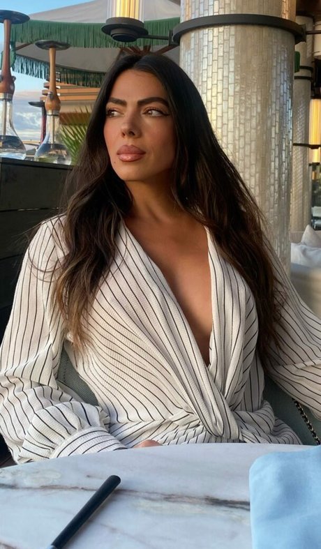 danellaurbaytv pornstar erotic image