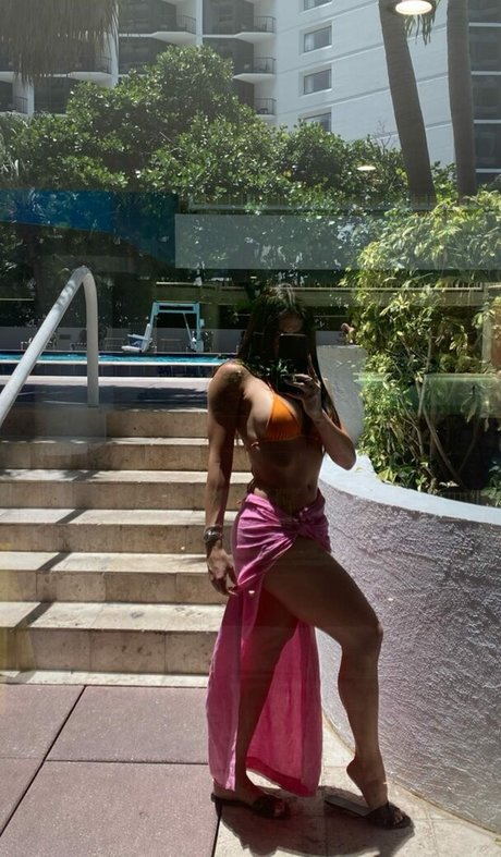 danellaurbaytv model exclusive pic