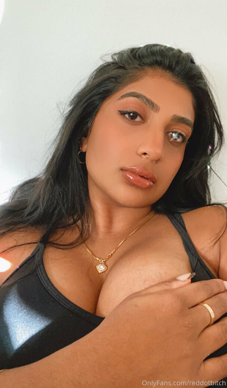 Reddotbitch nude pornstar pictures