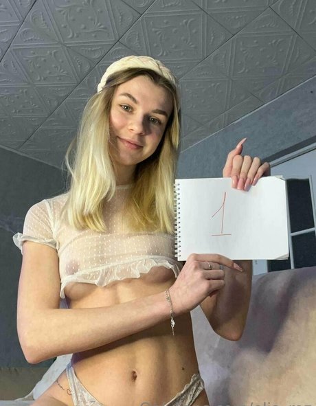 elia roz beautiful actress photos