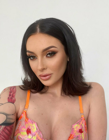 Charlotte Sins exclusive star pictures