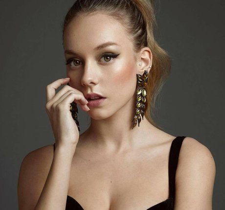 slut milf onlyfans beautiful porn archive