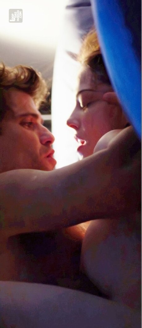 Bia Arantes sexy actress pictures