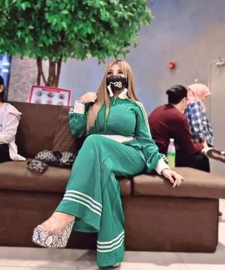 MekSarrah star art gallery