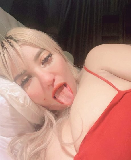 MekSarrah model nice archive