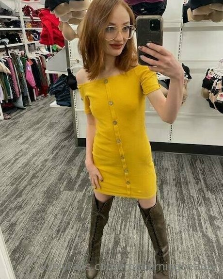 freeburningbeauty star nude photo