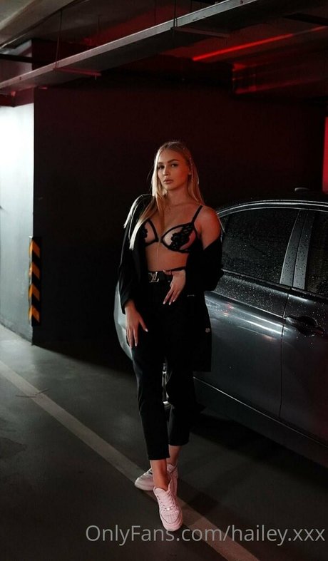 haileycherry xxx model images