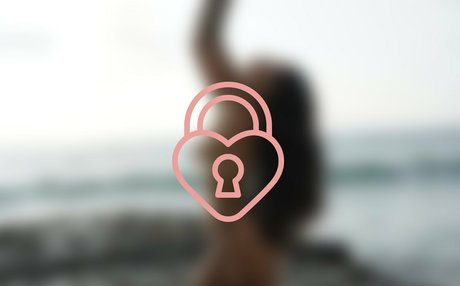 libeluna pornographic model gallery