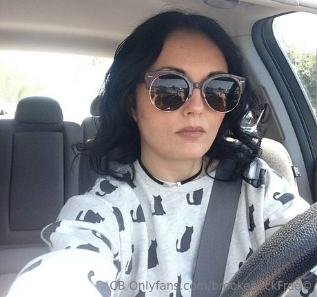 brookebeckfree model hot pictures