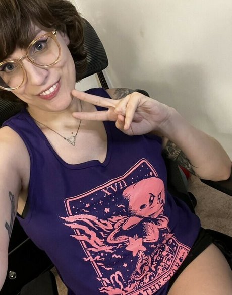 Bloodberry Tart actress photo