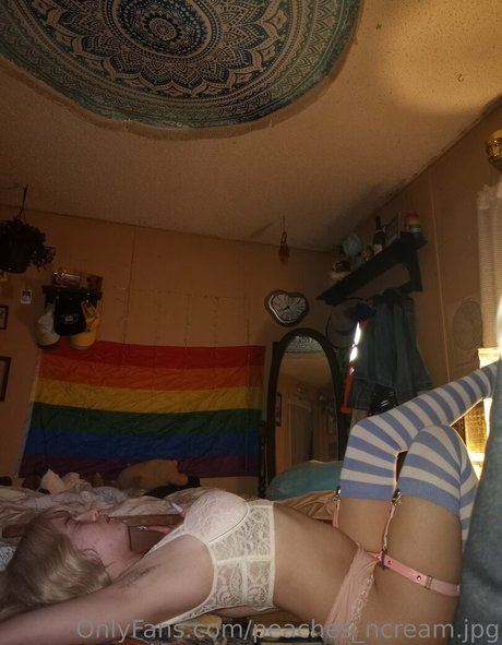 peaches ncream jpg model exclusive pic