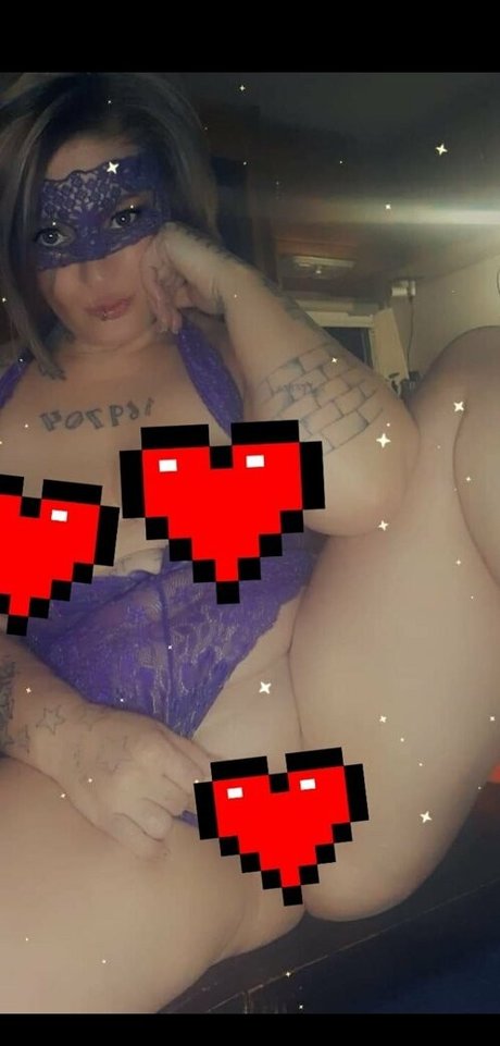 lluvely exclusive model pics