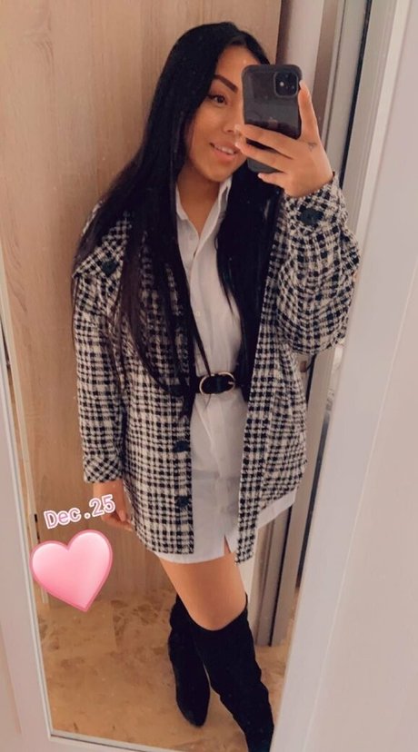 ashleyrae20 sexy pornstar pics