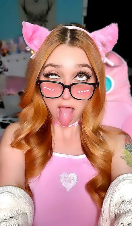 stewpidsenpai model sexy images